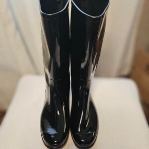Time and Tru Women's Black Rainboots
